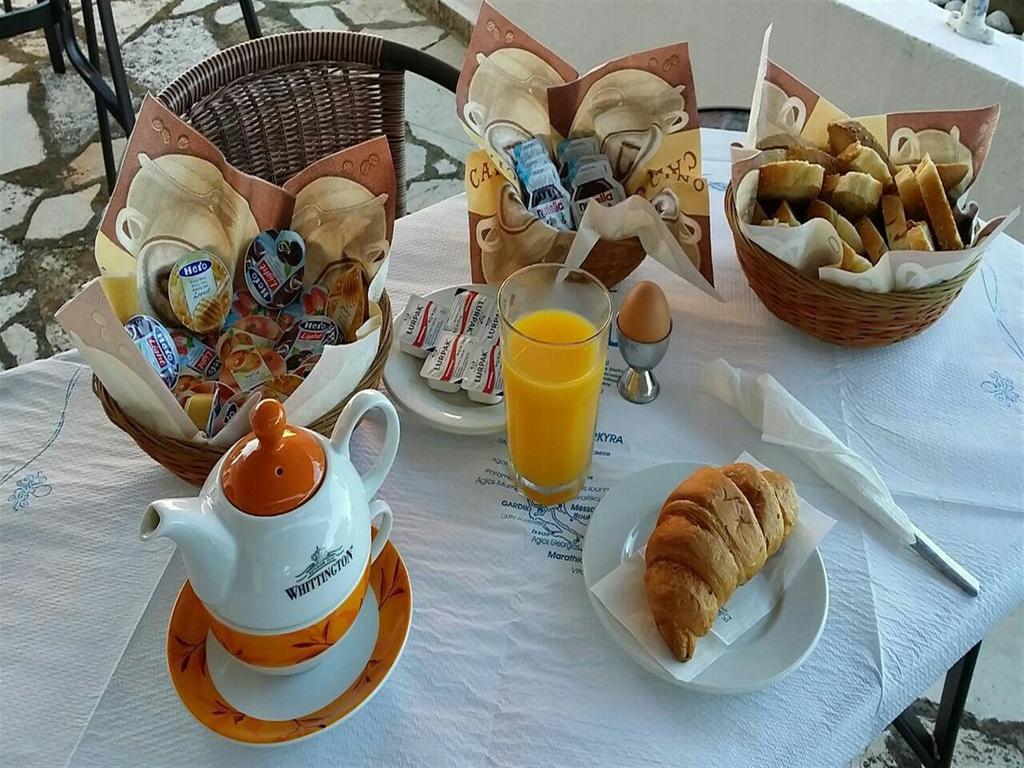 Thomas Art Hotel Пелекас Екстер'єр фото